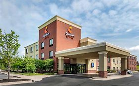 Comfort Inn Suites Speedway Kansas City